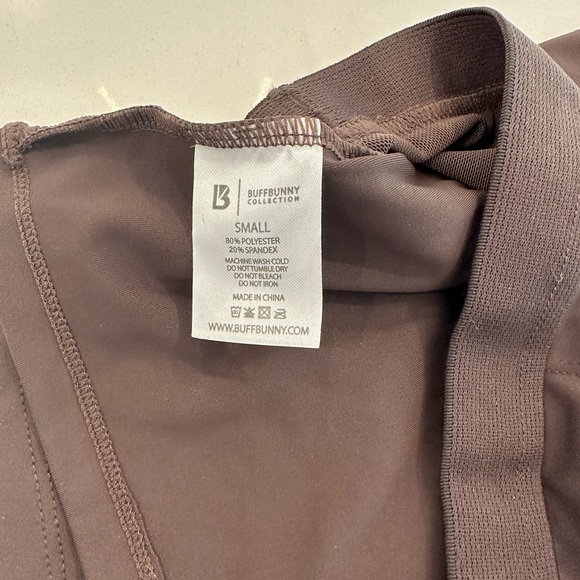 Buffbunny Simmons Crop Top - Picture 5 of 6